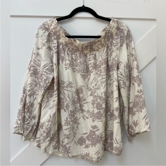 O'Neill Smocked off the shoulder blouse - Picture 3 of 6